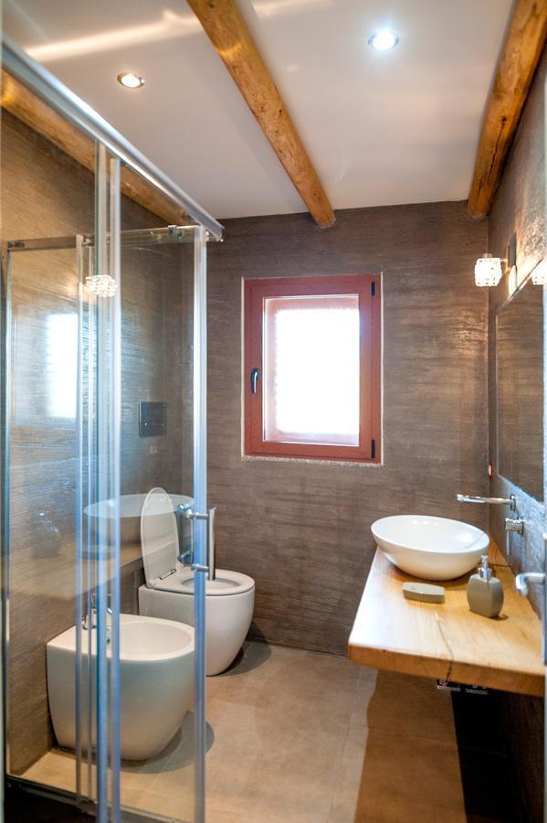 Residence Tanaunella Будони Екстериор снимка